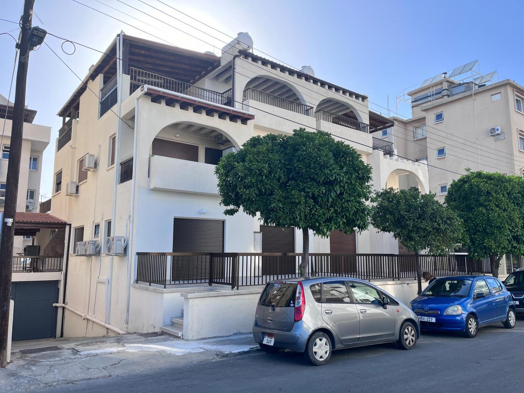 Modern Apartment Near Mckenzie Beach Larnaca Exterior foto