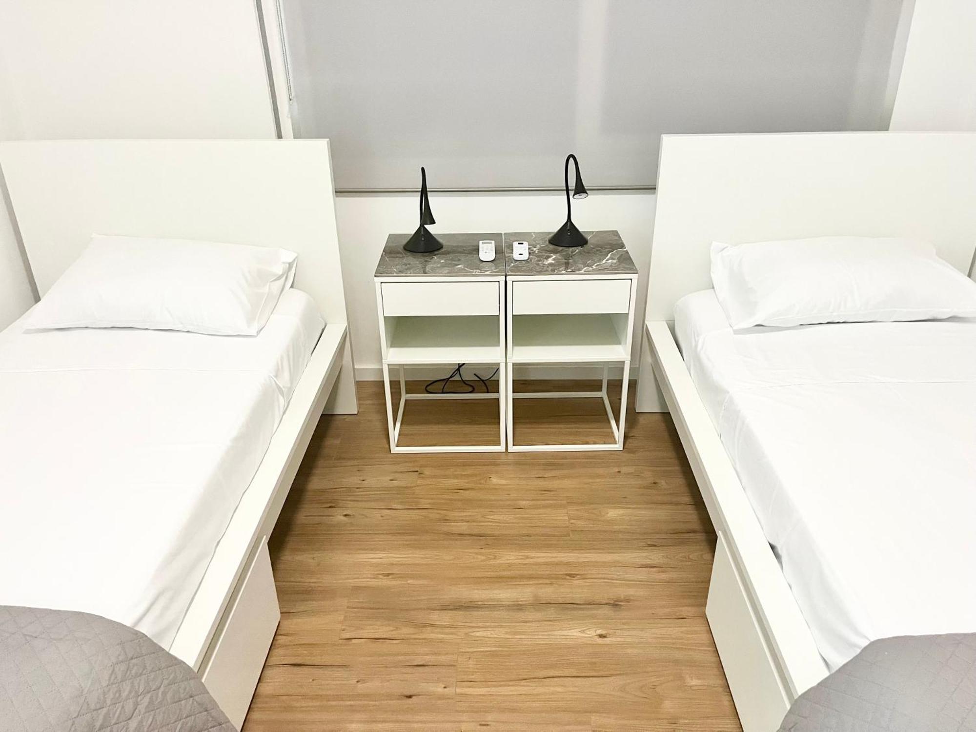 Modern Apartment Near Mckenzie Beach Larnaca Exterior foto